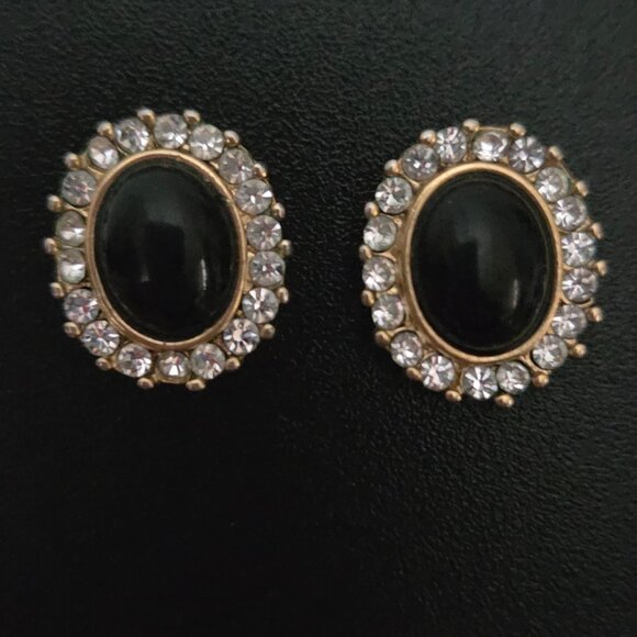 Vintage Trifari Black & Rhinestone Oval Earrings – Timeless Glamour - Picture 1 of 3